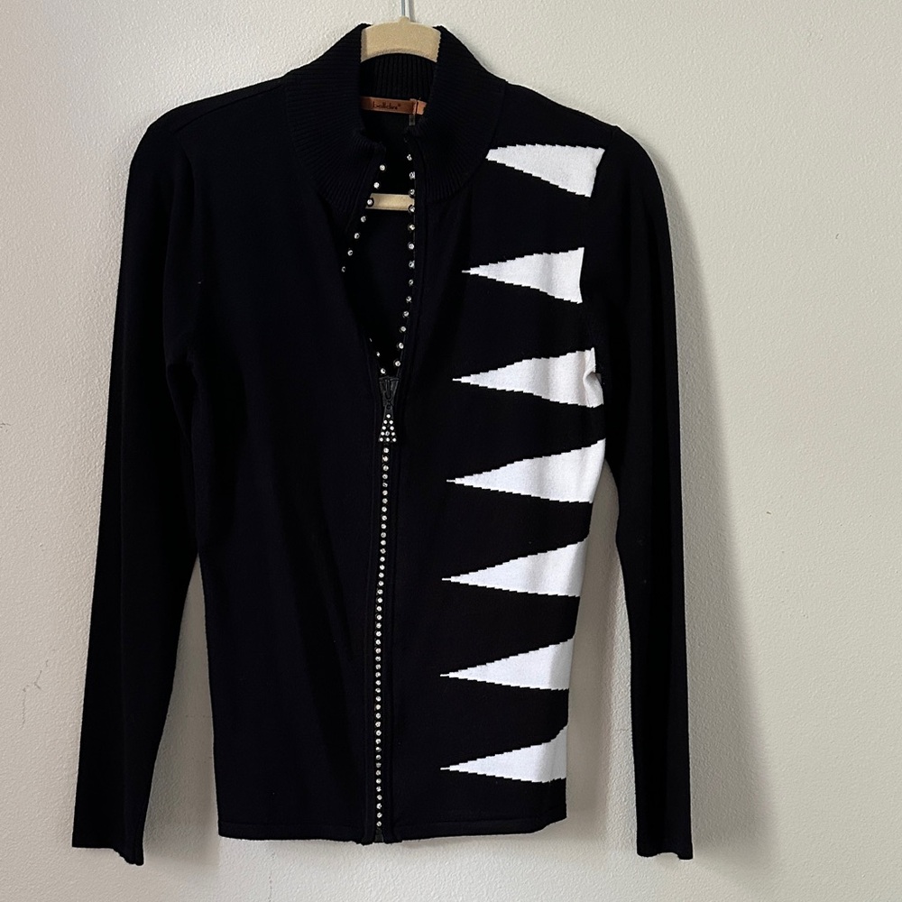 Belldini Black and White Sweater